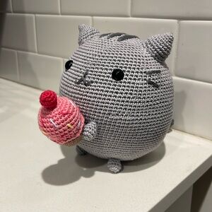 Handcrafted Pusheen with Ice Cream Amigurumi Crochet Figure Toy Decor Cat